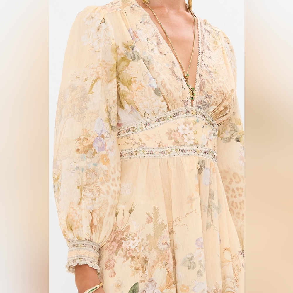 Final Sales Camilla button dress with shaped waistband - Picture 3 of 14